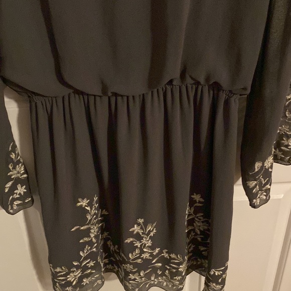 White House Black Market: Graphite in color with silver floral appliqué. - Picture 5 of 6